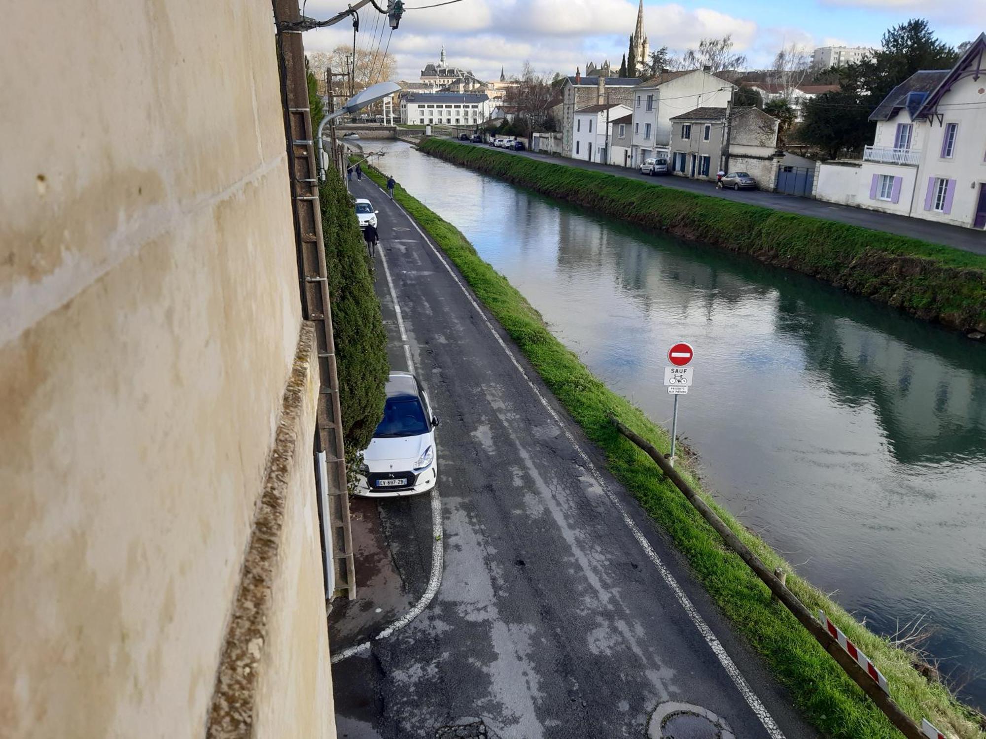 Niort Au Bord De L'Eau 3アパートメント エクステリア 写真